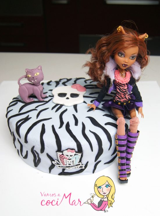 tarta-fondant-monster-high