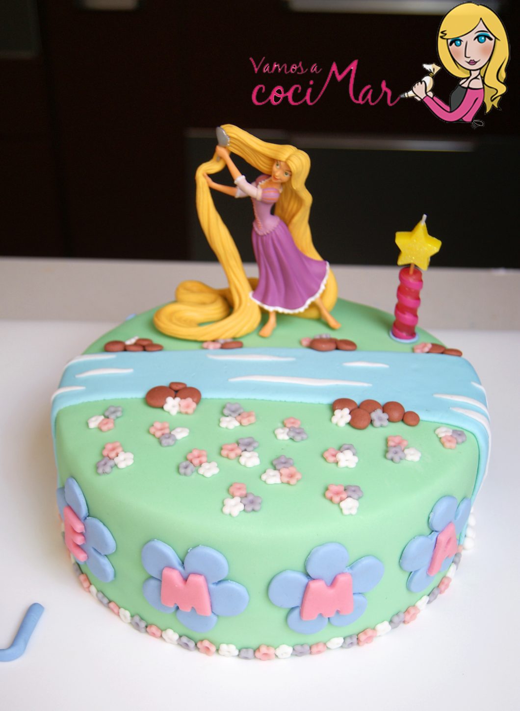 tarta-fondant-rapunzel